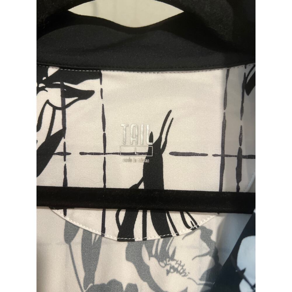 Tail size large black & white sleeveless golf top - Picture 2 of 3